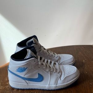 Jordan 1 Legend Blue